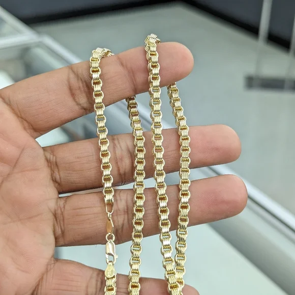 10kt Real Gold Box Byzentine chain 4.1mm 22 inches